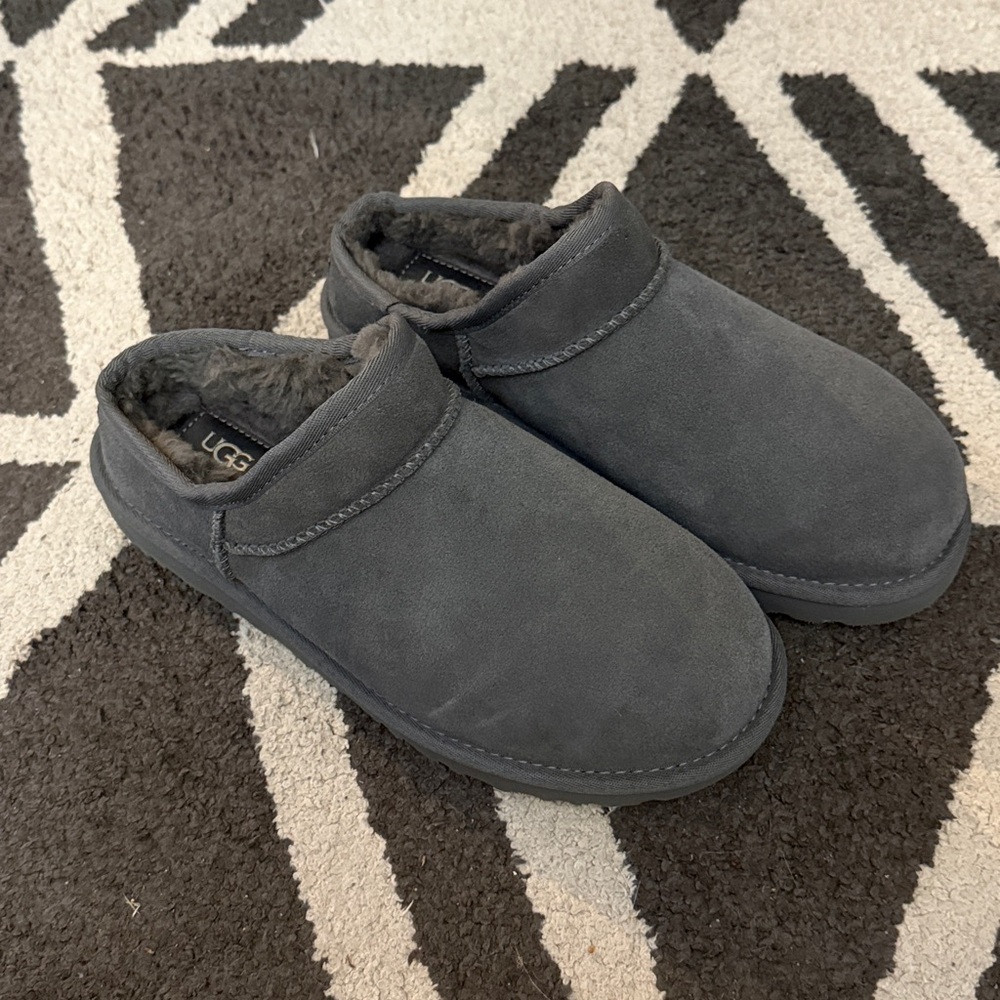 🩶 UGG Classic Micro Suede Slippers Grey BRAND NEW